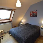 펜션 Hillside Retreat With Pond Lierneux