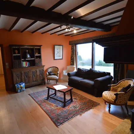 Сasa de vacaciones With 5 Bedrooms And 4 Bathrooms *