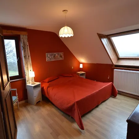 Hillside Retreat With Pond *