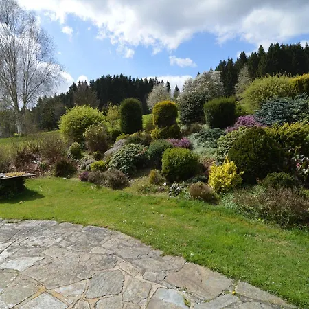 Hillside Retreat With Pond Lierneux