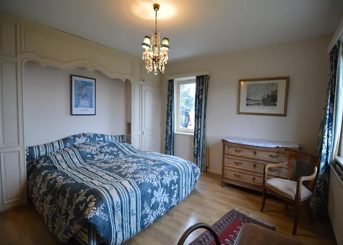 Hillside Retreat With Pond Casa vacanze