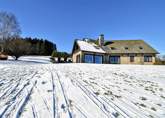 Hillside Retreat With Pond *
